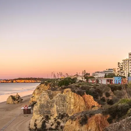 Beachline Sea View Apartment Portimao
